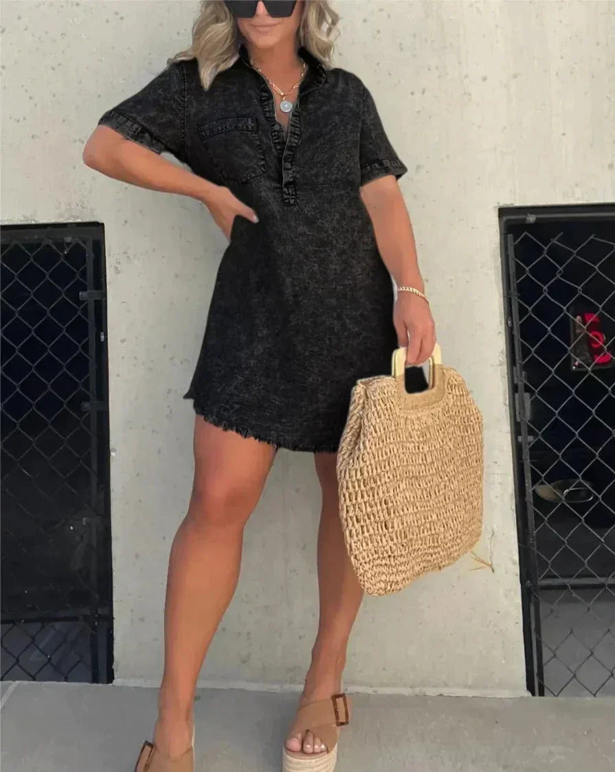 Inès – Fitted Denim Dress