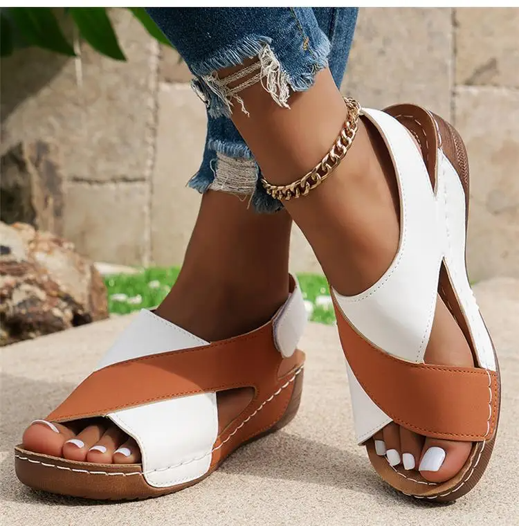 Girons Sandals - Comfortable and Lightweight