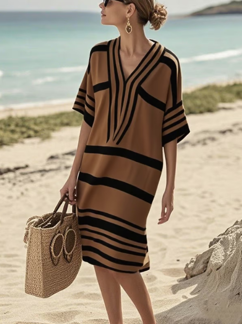 Short linen dress with a bohemian flair