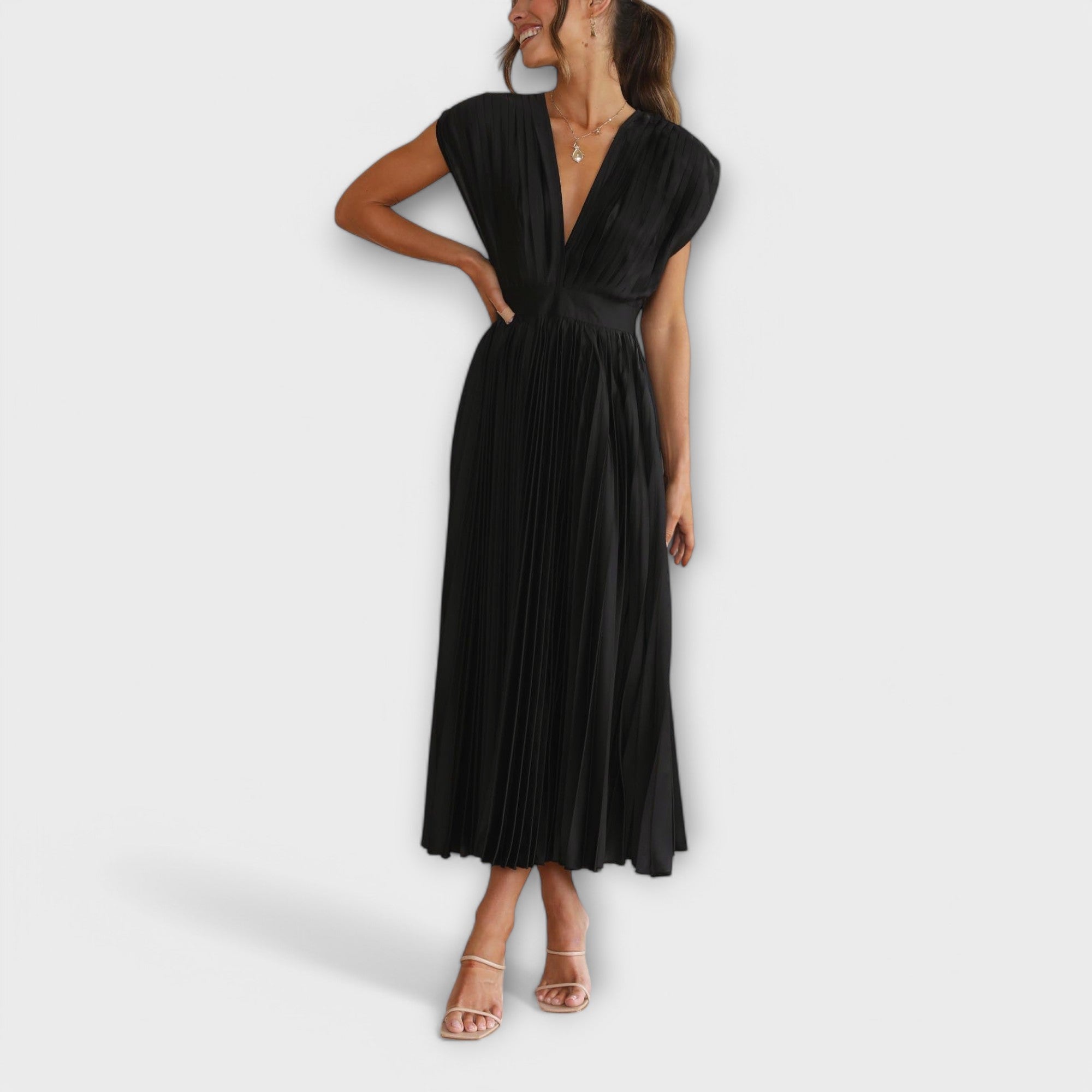Alessia™ | Chic Pleated Dress