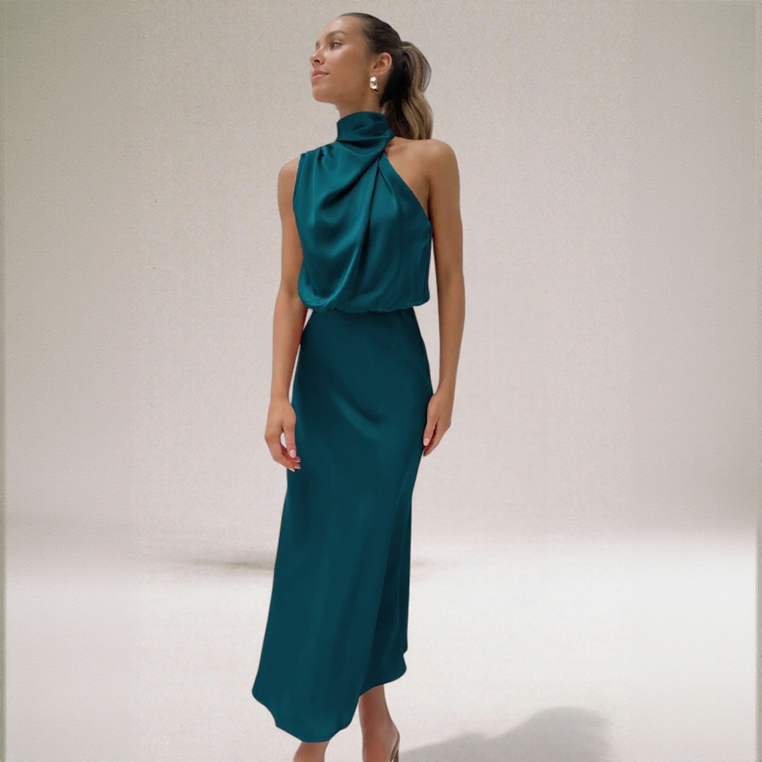 Amélie | Glamorous Backless Dress