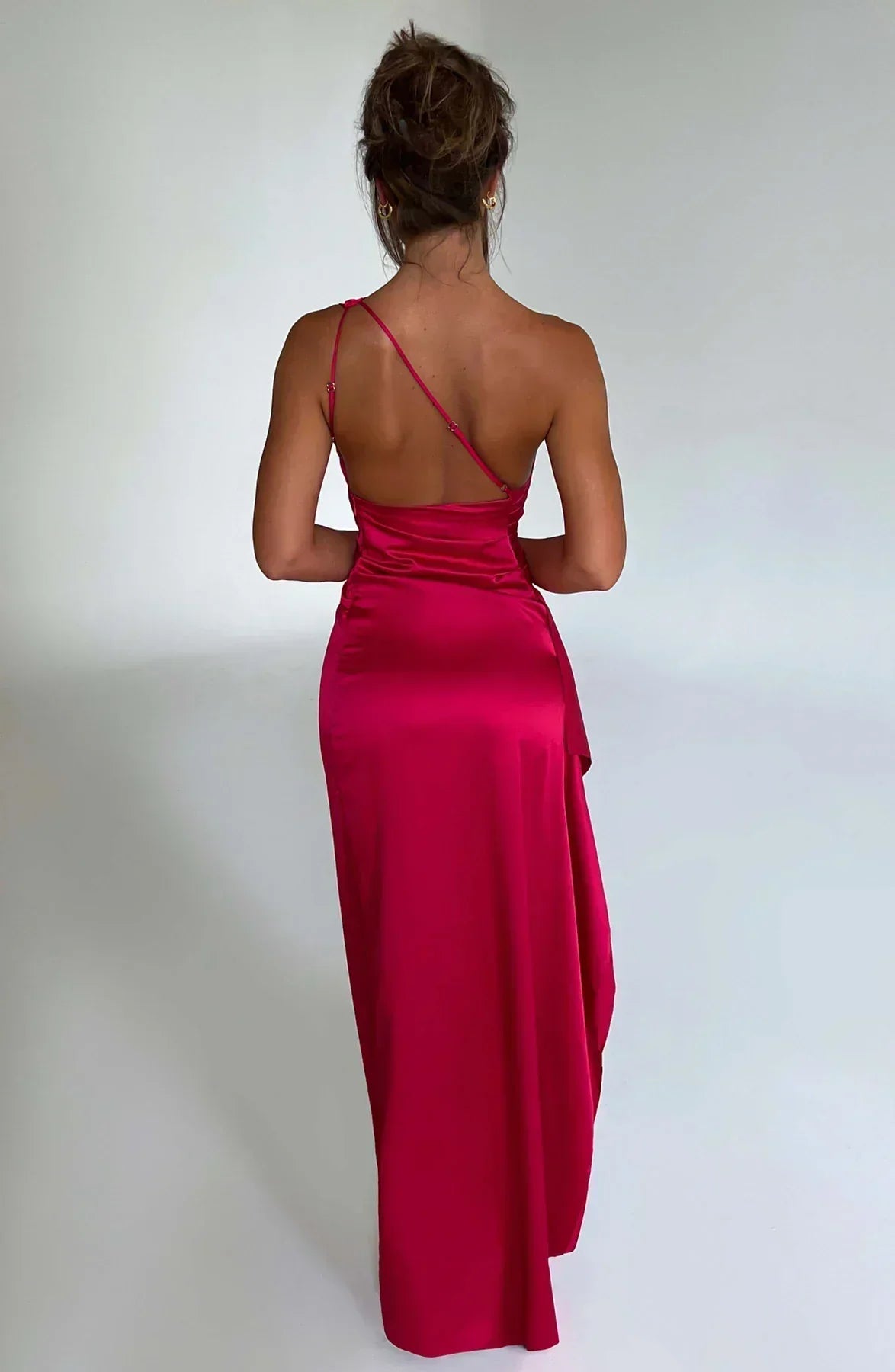 Luxurious Apparel Ariel