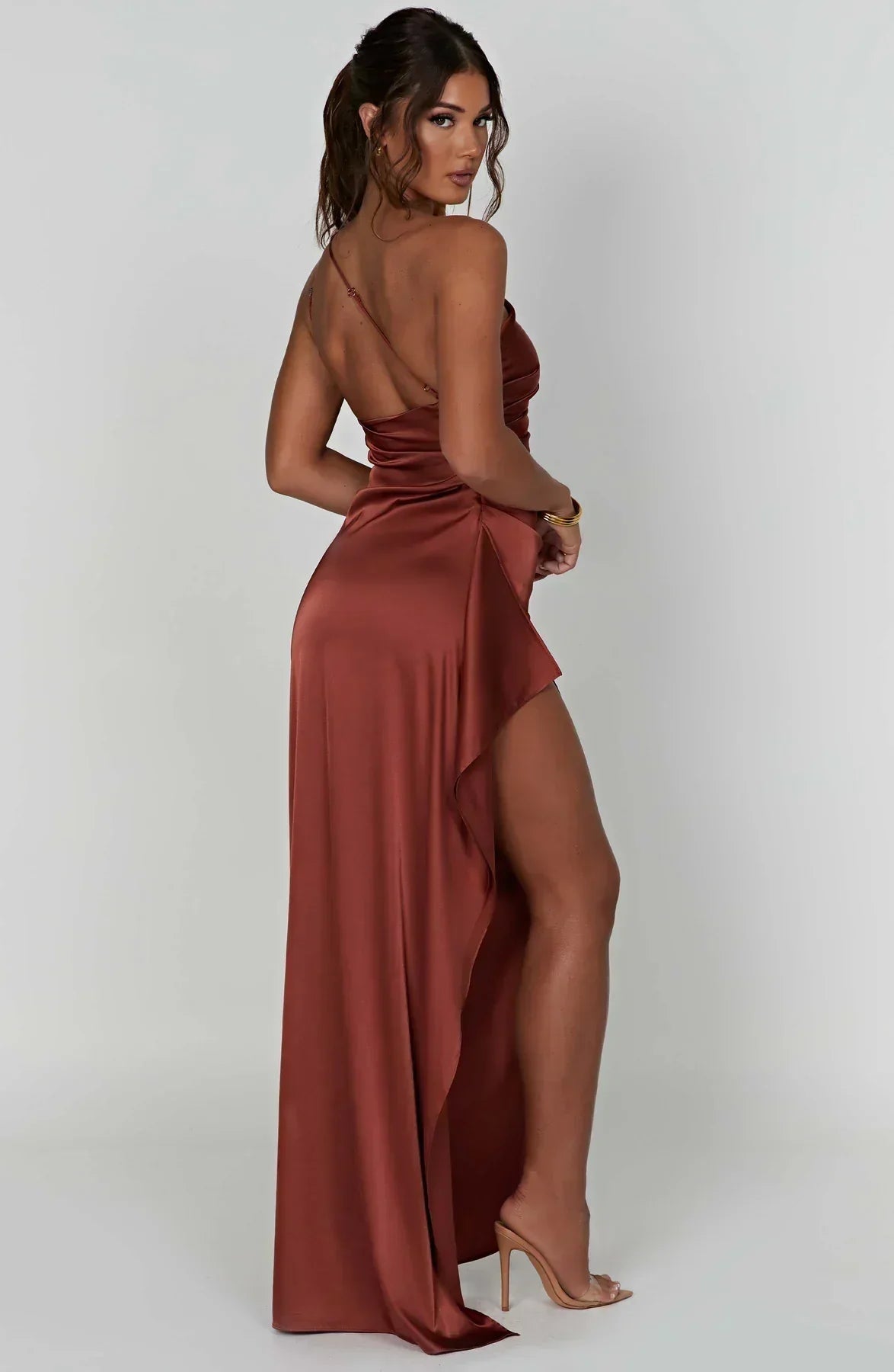 Luxurious Apparel Ariel