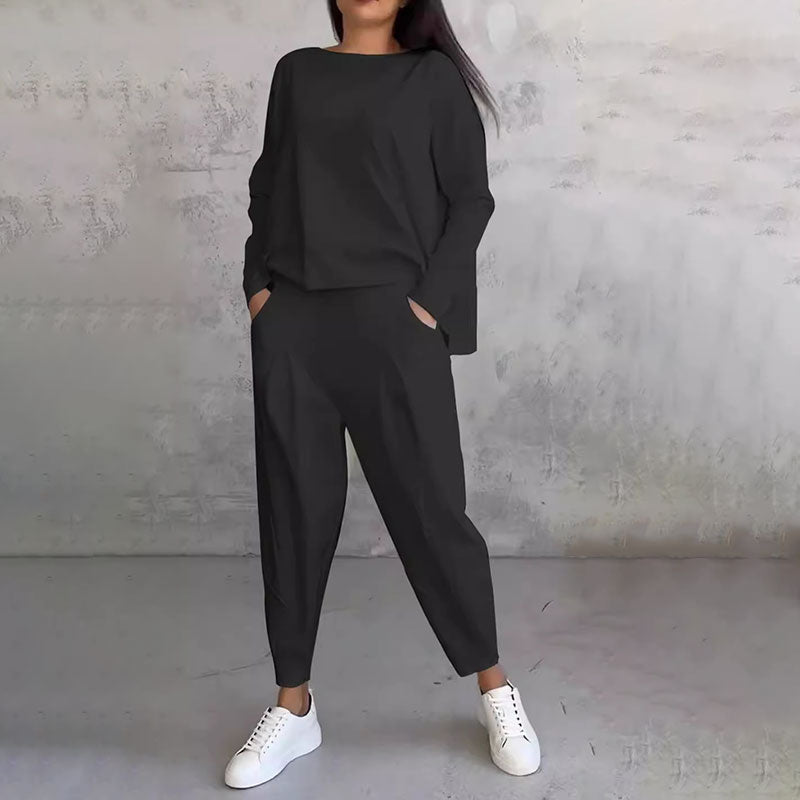 Laure I Comfortable Women's Outfit