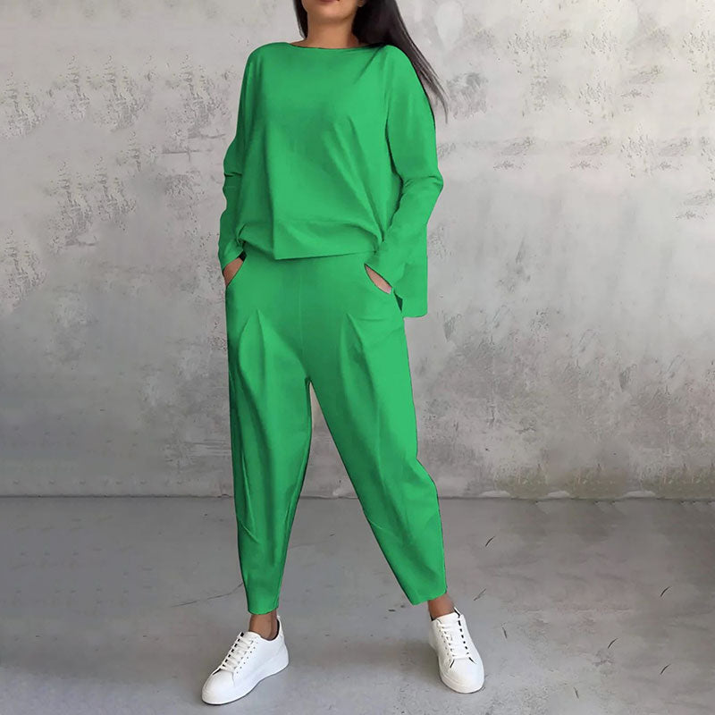 Laure I Comfortable Women's Outfit