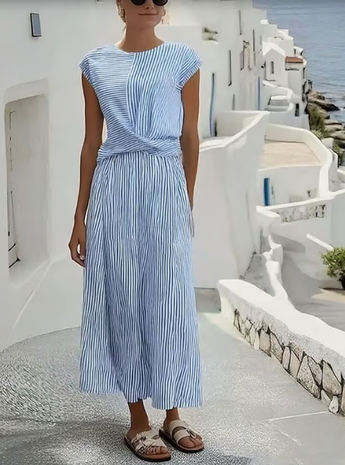 Linen dress with twisted waist