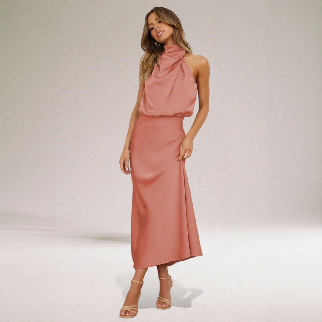 Amélie | Glamorous Backless Dress