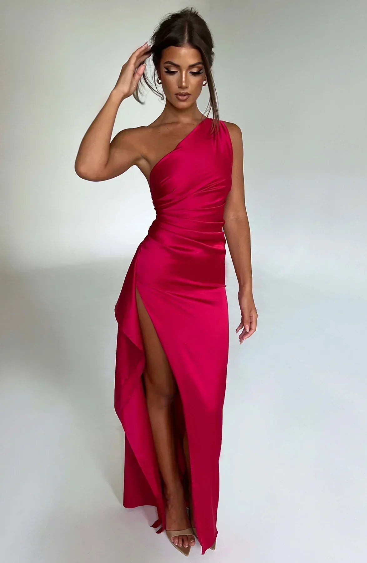 Luxurious Apparel Ariel