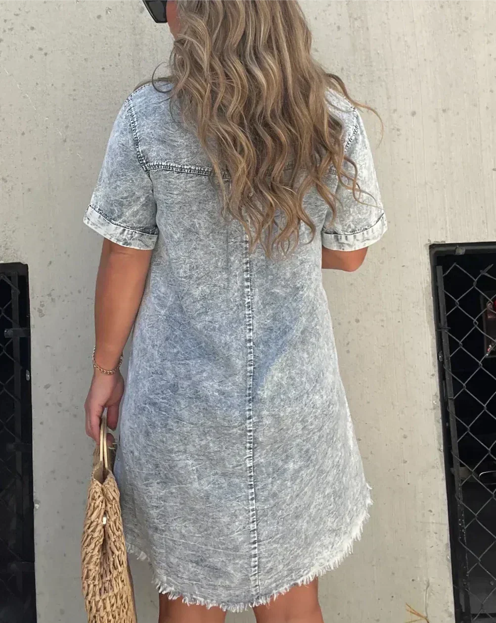 Inès – Fitted Denim Dress