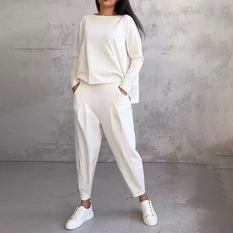 Laure I Comfortable Women's Outfit
